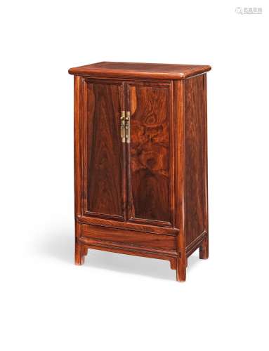 A HUANGHUALI CORNER CABINET 19th/20th century