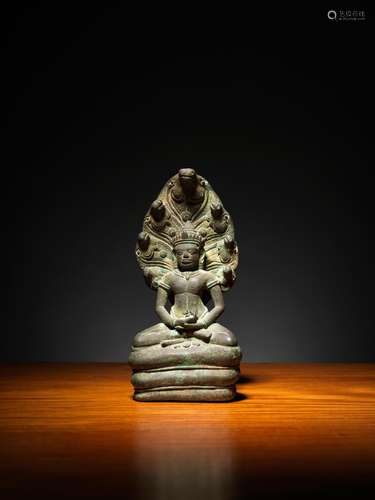 STATUETTE DE BOUDDHA SOUS MUCHALINDA EN ALLIAGE DE CUIVRE Ca...