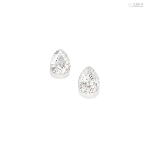 pair of unmounted diamonds