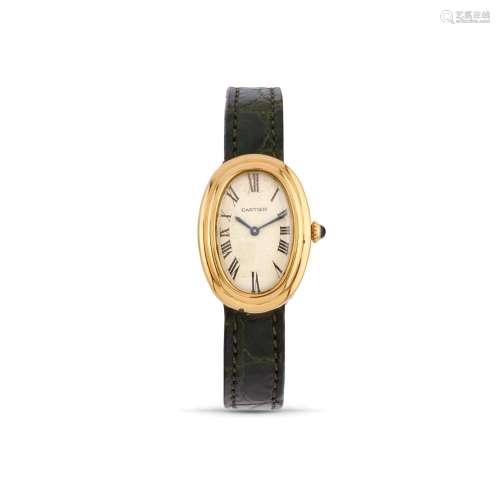 Lady’s 18K yellow gold watch “baignoire” Cartier