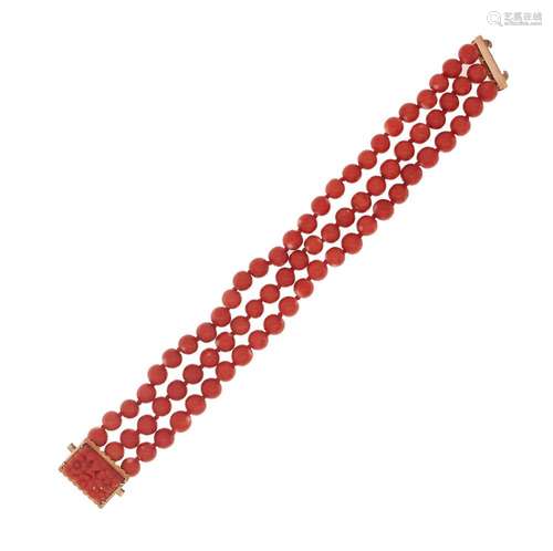 Red coral bracelet