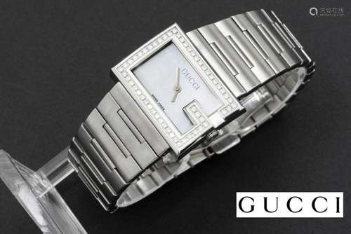 GUCCI volledig origineel quartz polshorloge met model "...