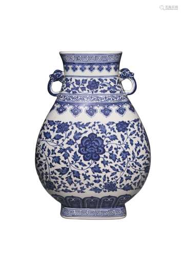 Blue and white tangled flower pattern amphora