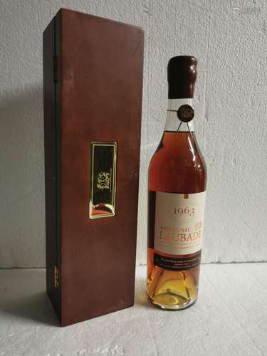 1 demi-litre BAS-ARMAGNAC Laubade 1963 cb