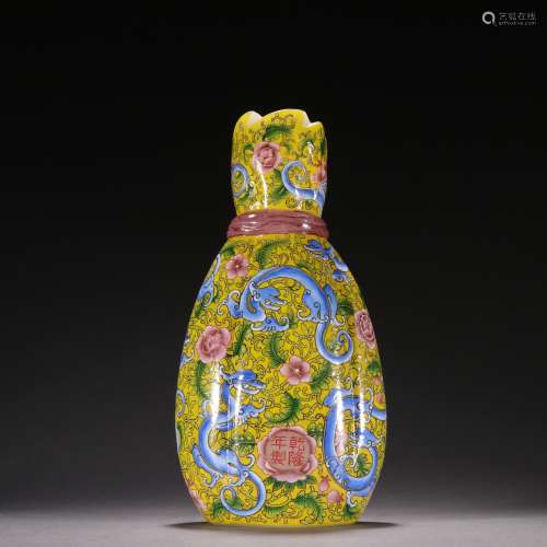 Pebble Enamel Nine-dragon Pattern Vase