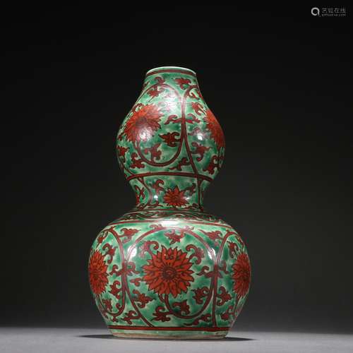 Green-glazed Red Flower Pattern Gourd Bottle