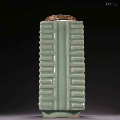Longquan Celadon Silver-coated Gold-plated Cong Vase