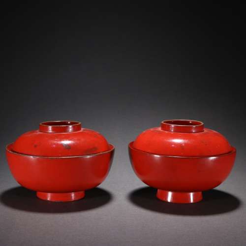 A Pair of Wooden-body Lacquer Bowls