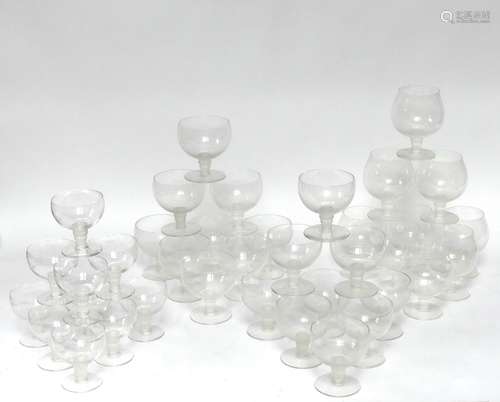 LALIQUE France. Partie de SERVICE de VERRES modèle Bambou en...