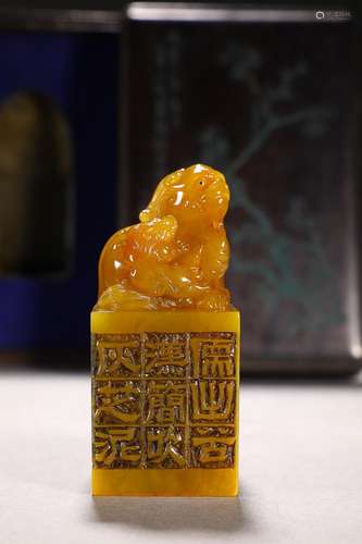 CHINESE TIANHUANG STONE SEAL WITH 'AUSPICIOUS BEAST'...