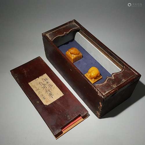 TWO CHINESE TIANHUANG STONE SEALS WITH 'BEAST' KNOB,...