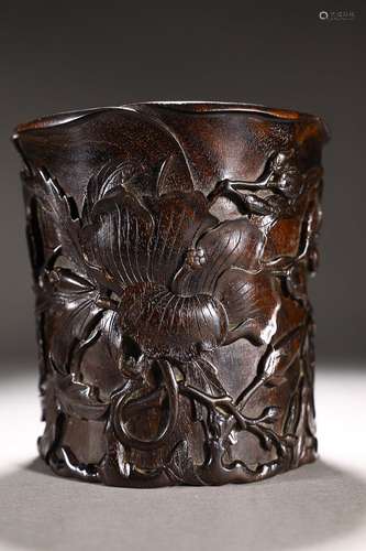 CHINESE SANDALWOOD BRUSHPOT WITH CARVED 'ORCHID'