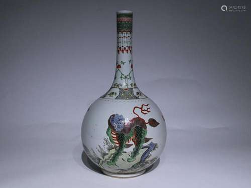 CHINESE FAMILLE-VERTE PEAR-FORM VASE DEPICTING 'QILIN...