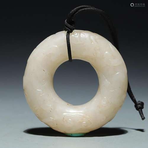 CHINESE HETIAN JADE PENDANT