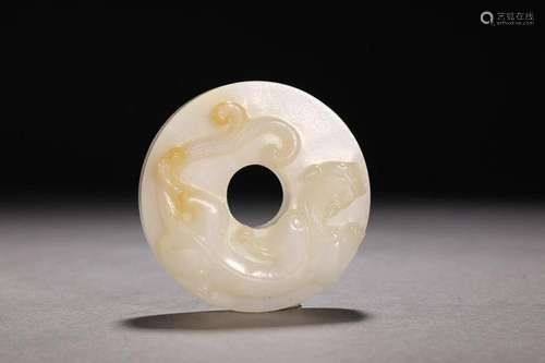 CHINESE HETIAN JADE PLAQUE WITH CARVED 'DRAGON'