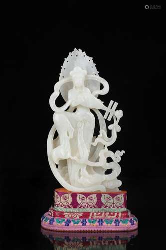 CHINESE HETIAN JADE FIGURE,' QING YONGZHENG' MARK