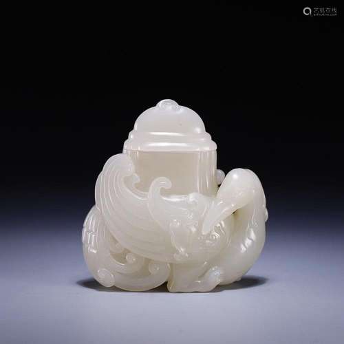 CHINESE HETIAN JADE COVERED VASE WITH CARVED 'CRANE'