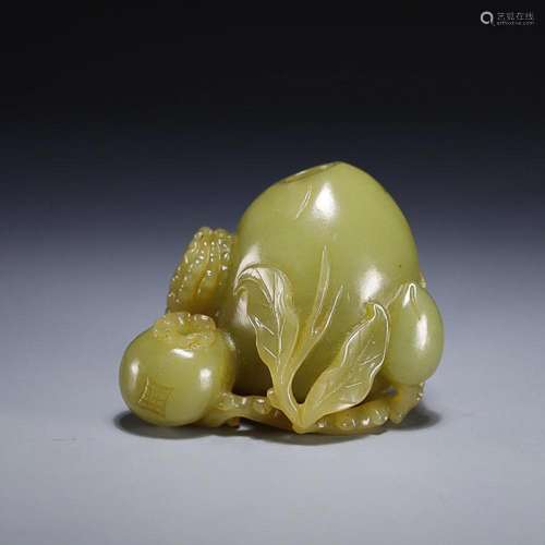 CHINESE HETIAN YELLOW JADE PEACH AND POMEGRANATE