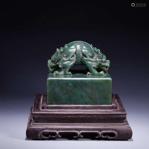 CHINESE HETIAN JADE JASPER SEAL WITH 'DRAGON' KNOB