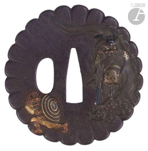 Tsuba en fer, Japon, milieu de l’époque EdoDe forme kiku gat...