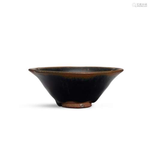A Jian black-glazed conical bowl, Song dynasty 宋 建窰烏金釉...