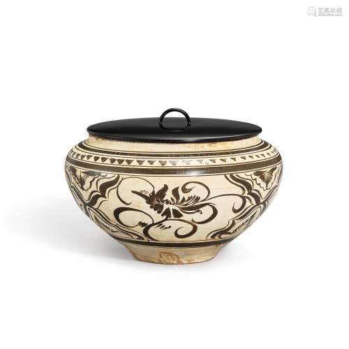 A Cizhou black-painted 'peony' jar, Yuan dynasty 元 ...