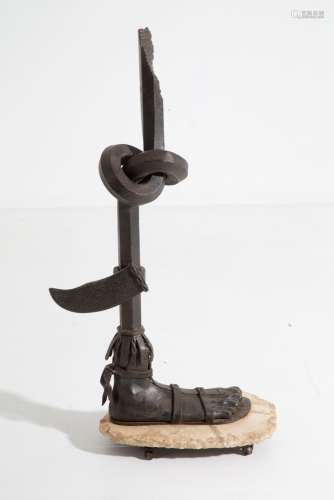 Iron sculpture "FOOT"