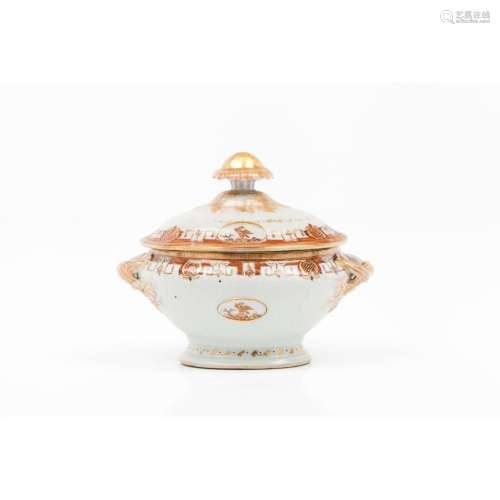 A small tureen