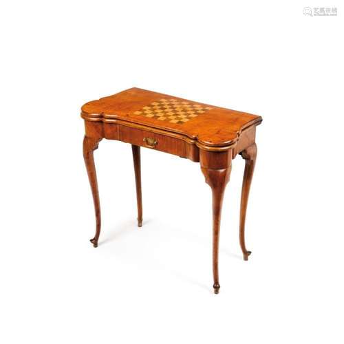 A rococo games table