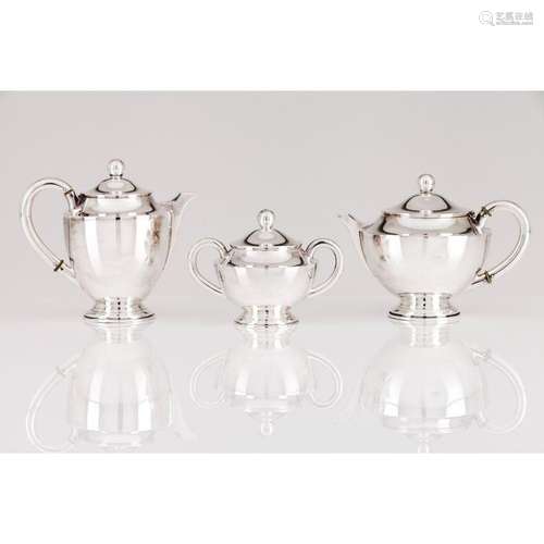 An Art Deco tea set