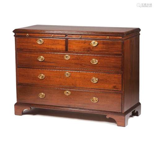 A D.Maria chest of drawers