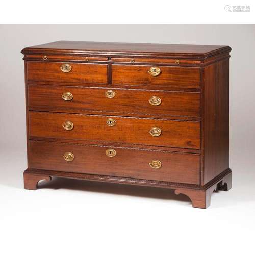 A D.Maria chest of drawers