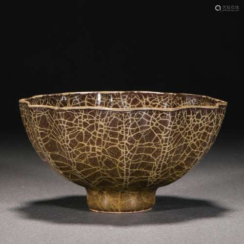 Song Dynasty,Official Kiln Petal Bowl
