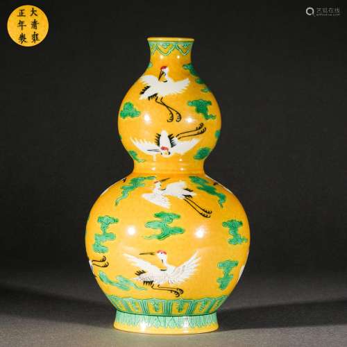 Qing Dynasty,Yellow Glaze Crane Gourd Bottle