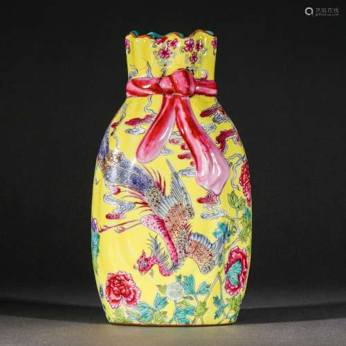 Qing Dynasty,Famille Rose Money Bag Porcelain