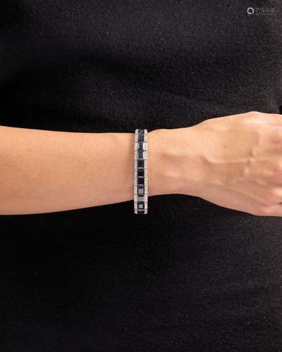 A SAPPHIRE AND DIAMOND BRACELET