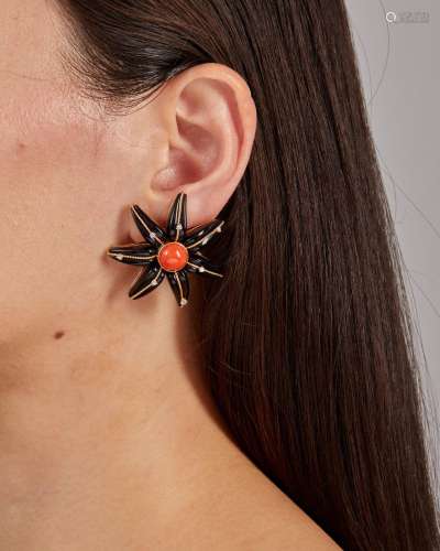 【Y】A PAIR OF ONYX, CORAL AND DIAMOND EARRINGS