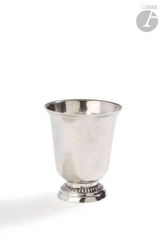 SAINTE-MENEHOULDE 1782 - 1785Timbale tulipe en argent, le pi...