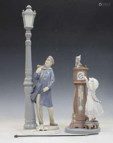 A Lladro figure Bedtime, No. 5347, a Lladro lamp
