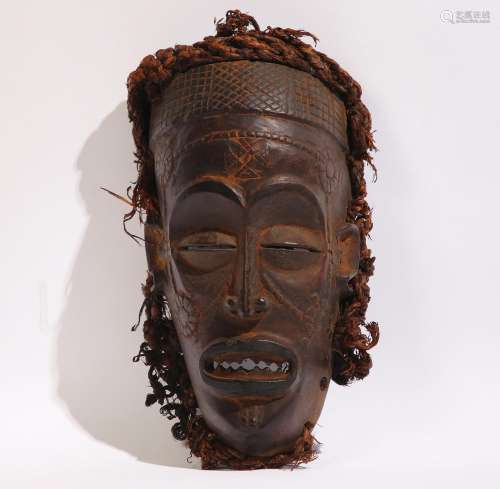 Cihonga-Maske der Tschokwe.