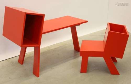 Bureau et chaise pour enfants en laque rouge, BRAM BOO pour ...