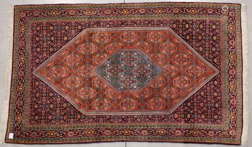 Tapis oriental noué à la main 226 x 138