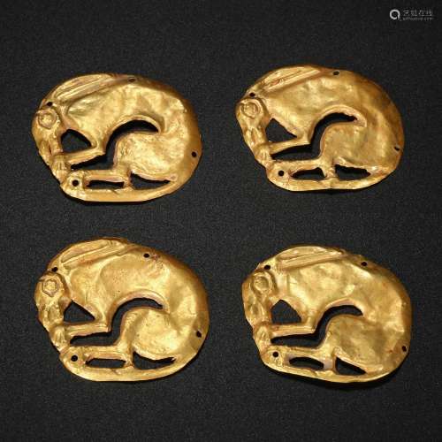 Ming dynasty or earlier,Pure Gold Beast Pendant
