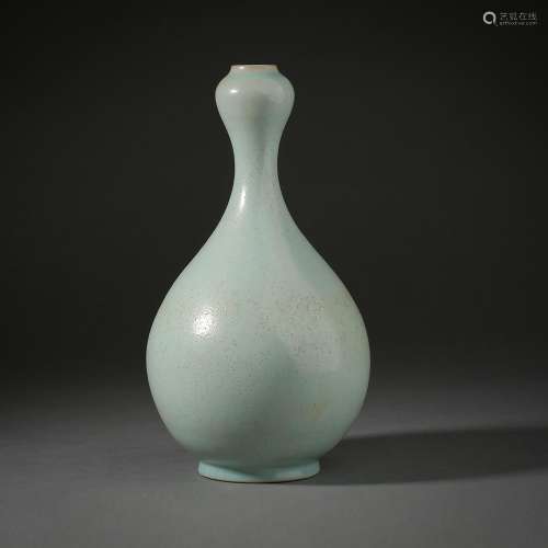 Ming dynasty or earlierof China,Ru Kiln Garlic Bottle