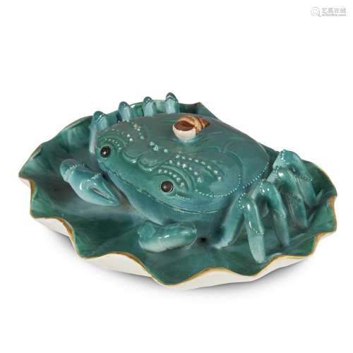 A CHINESE EXPORT PORCELAIN TURQUOISE-GLAZED CRAB TUREEN AND ...