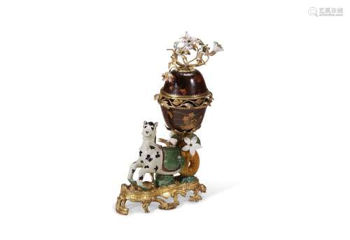 A LOUIS XV ORMOLU-MOUNTED CHINESE PORCELAIN AND LACQUER POTP...