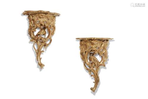 A PAIR OF GEORGE II GILTWOOD WALL BRACKETS