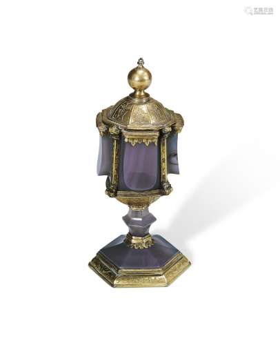 A GERMAN GILT COPPER-MOUNTED AGATE PYX OR RELIQUARY