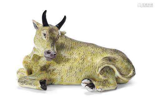 A CHINESE EXPORT PORCELAIN MODEL OF A RECUMBENT OX