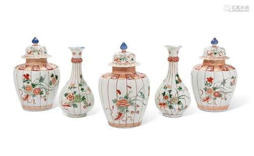 A CHINESE EXPORT PORCELAIN FAMILLE VERTE FIVE-PIECE GARNITUR...